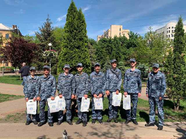 Den_vidkritih_dverey_klub_yunih-Moryakiv5